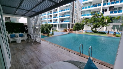 Hua_Hin_in_Thailand__arenda9618.jpg